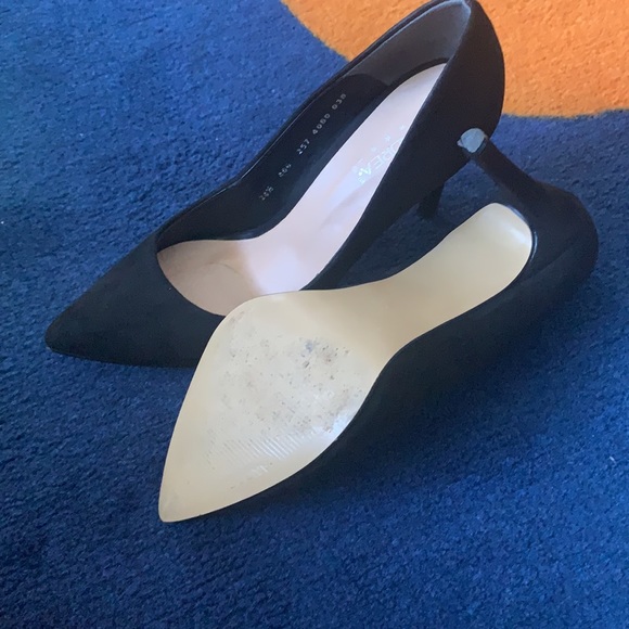 Shoes - Picture 3 of 3